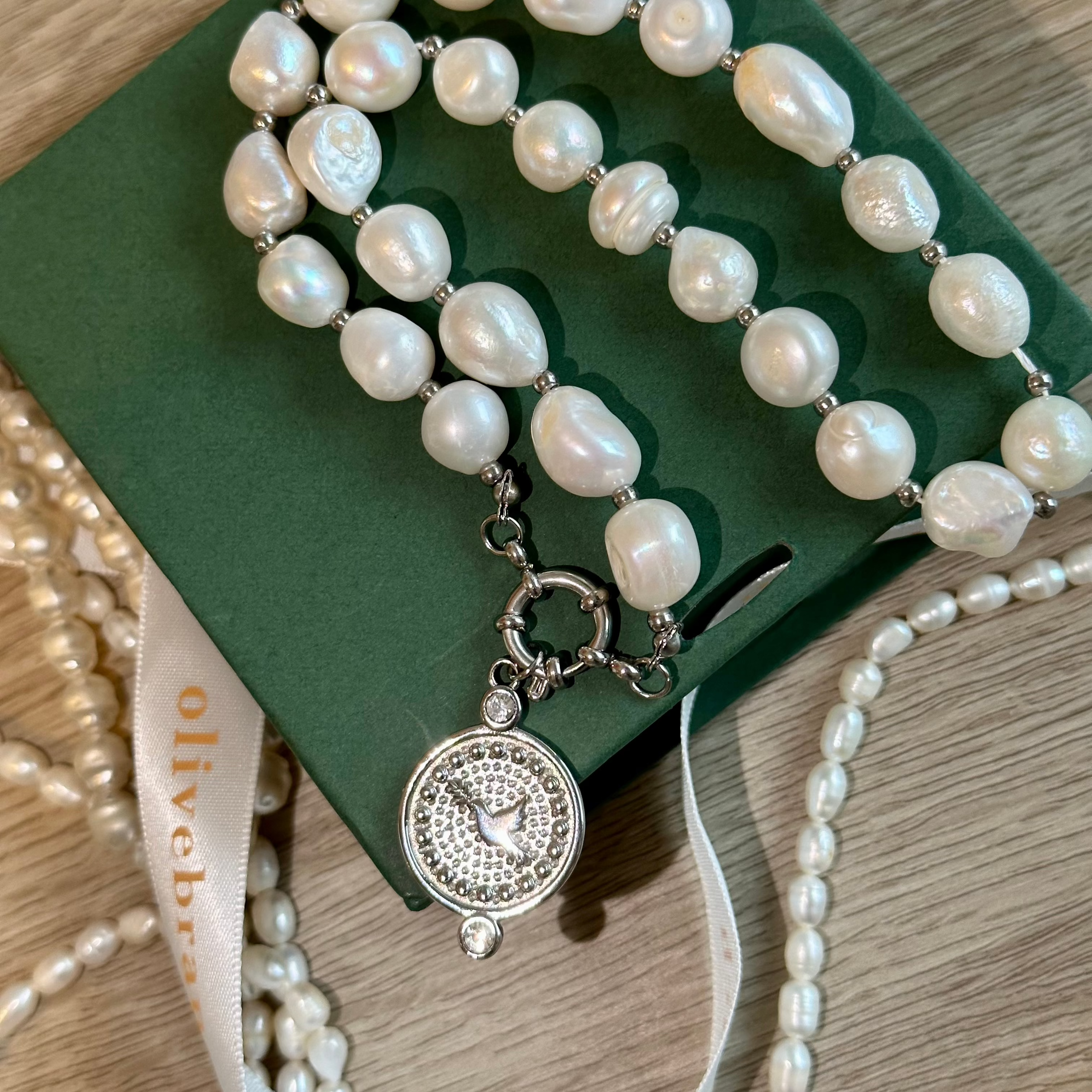 Yona Dove Necklace